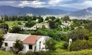 Baf’ın “Stavrokonno” köyü bir ailenin egemenliğinde iddiası